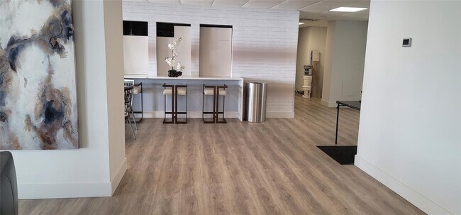 Building Photo - 3800 Galt Ocean Dr