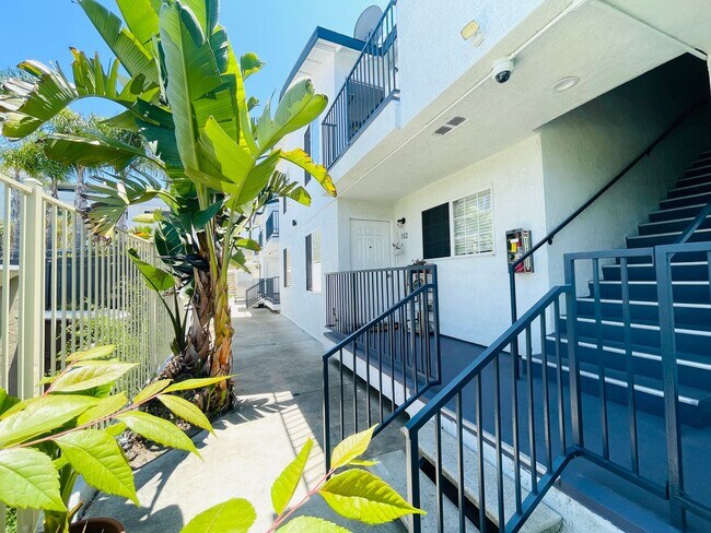 Building Photo - ** Spring Special** Beautifully Upgraded 2 Bedroom Apartment For Rent!