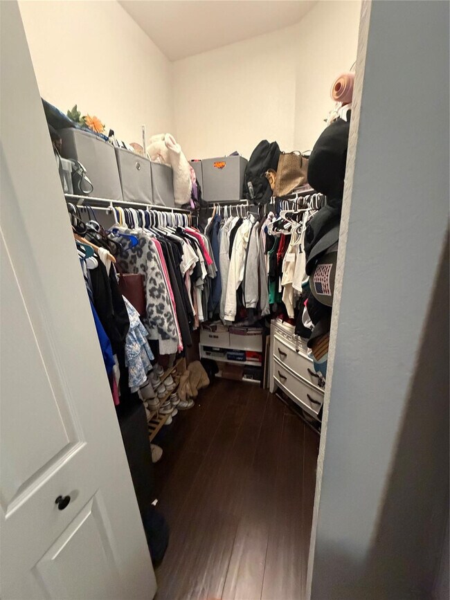 Building Photo - 12200 NW 77th Manor