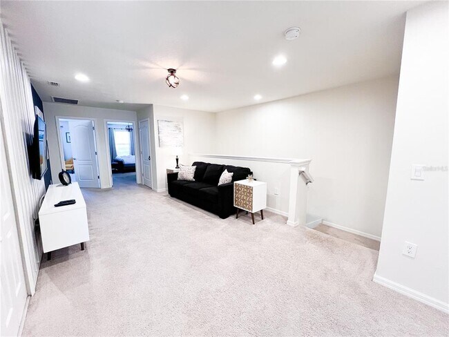 Building Photo - 2442 Dubai St