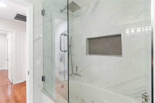 Building Photo - 1966 Sandra Dr