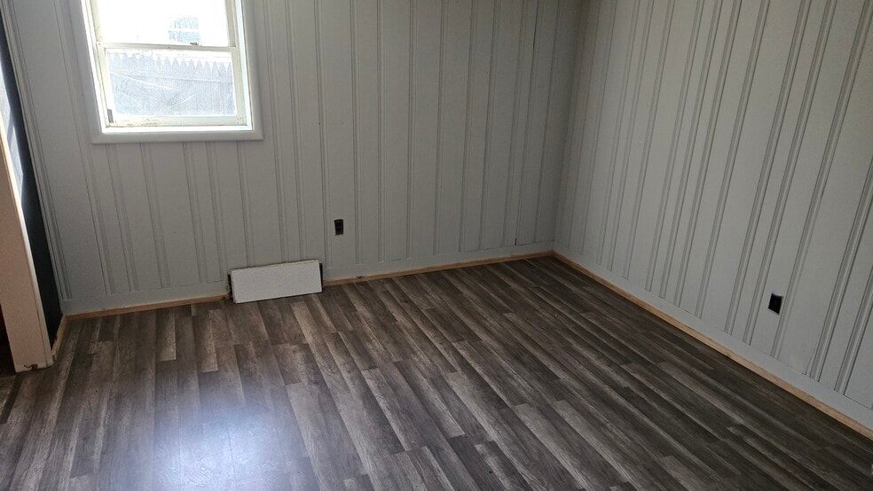 Building Photo - 1175 PA-390