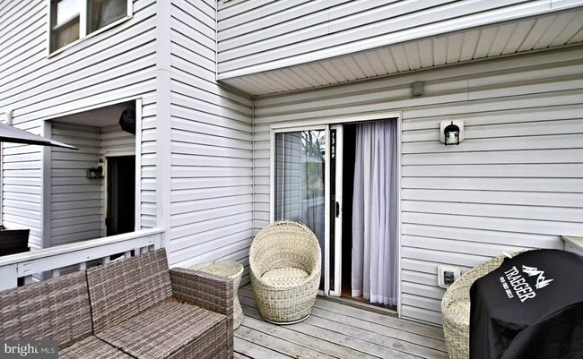 Building Photo - 4530 Louise St Claire Dr