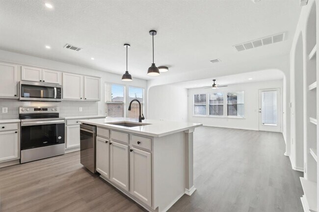 Building Photo - 2403 Andrea Woods Cove