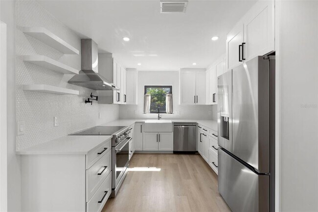 Building Photo - 312 41st Ave