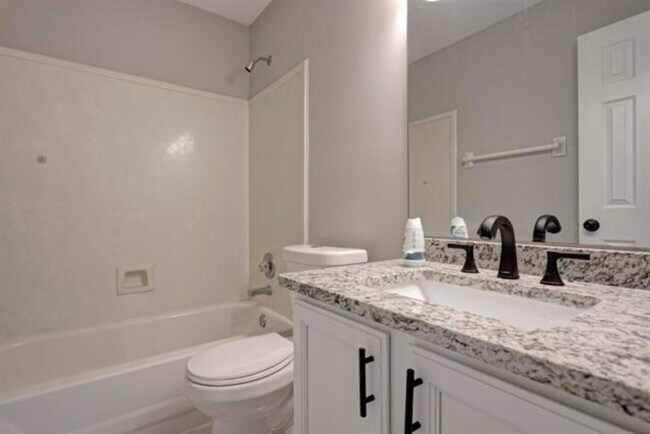 Building Photo - 6479 Stone Lake Dr