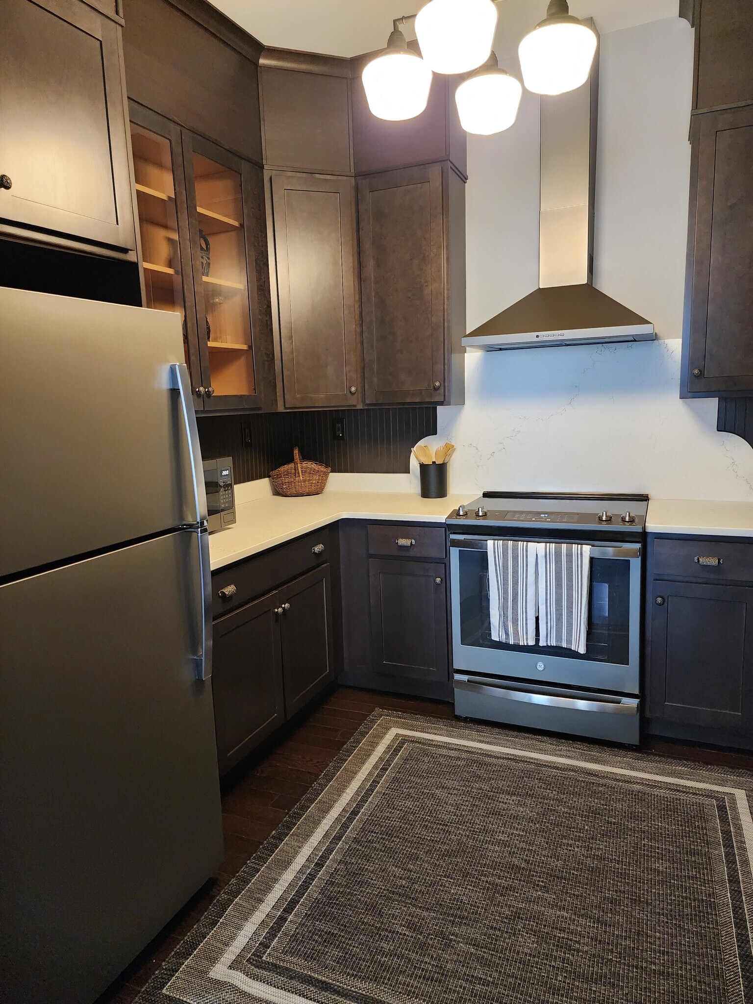 Building Photo - 432 E Main St