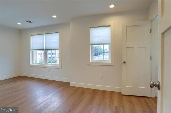 Building Photo - 45 N Penn St