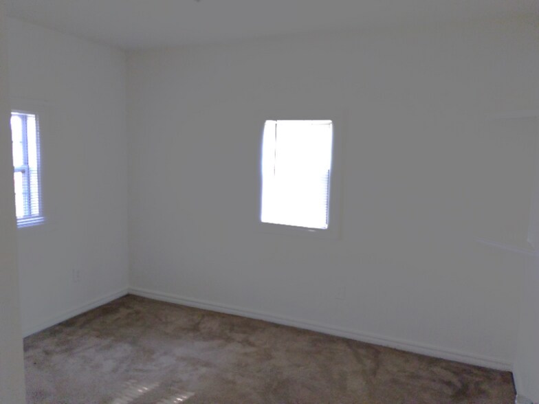 Building Photo - 414 NW 97th St