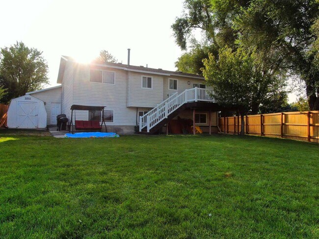 Building Photo - 3733 S 5080 W
