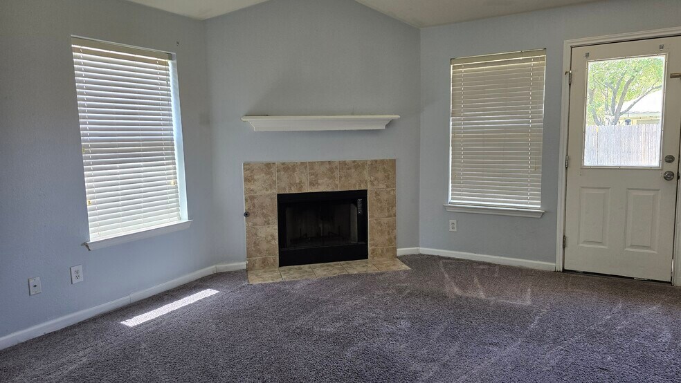 Building Photo - 8542 Snakeweed Dr
