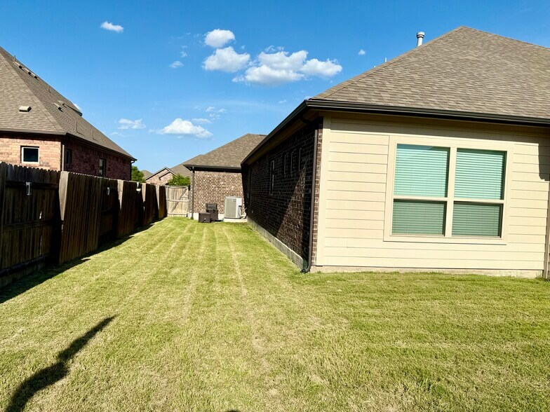 Building Photo - 20108 Cloughmore Ct