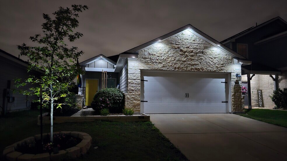 Building Photo - 7863 Abbey Pl