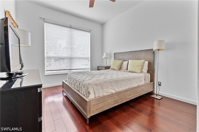 Building Photo - 1845 Les Chateaux Blvd