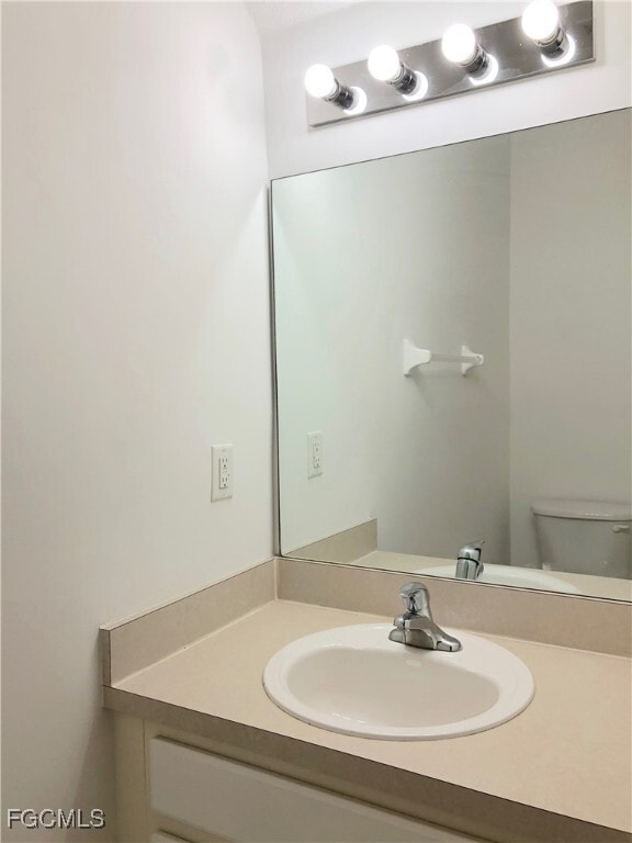 Building Photo - 8073 Pacific Beach Dr