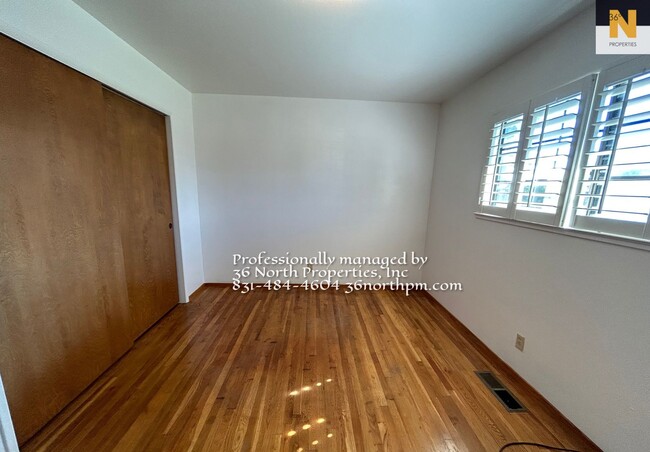 Building Photo - 27 San Felipe Ct