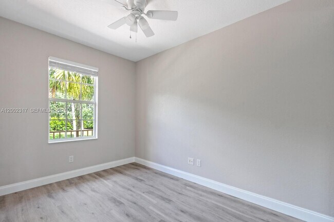 Building Photo - 152 Santa Barbara Way