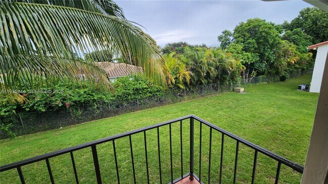 Building Photo - 3090 Coral Springs Dr