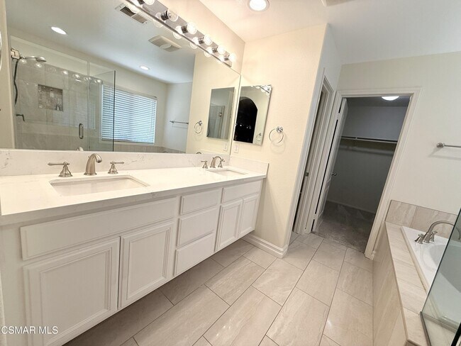 Building Photo - 3851 Alex Ct