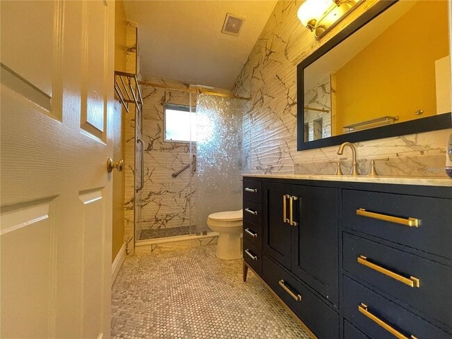 Building Photo - 10205 Quails Landing Ave