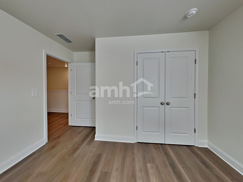 Building Photo - 3317 Emzy Dr