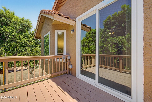 Building Photo - 842 W Sun Coast Dr
