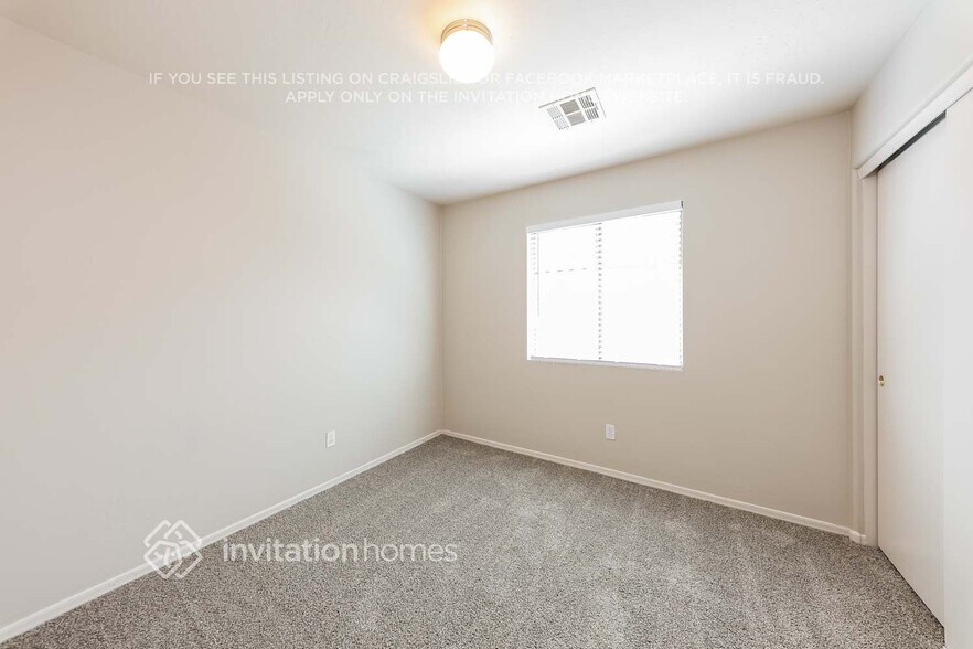 Building Photo - 14807 W Acapulco Ln