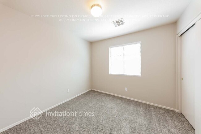 Building Photo - 14807 W Acapulco Ln
