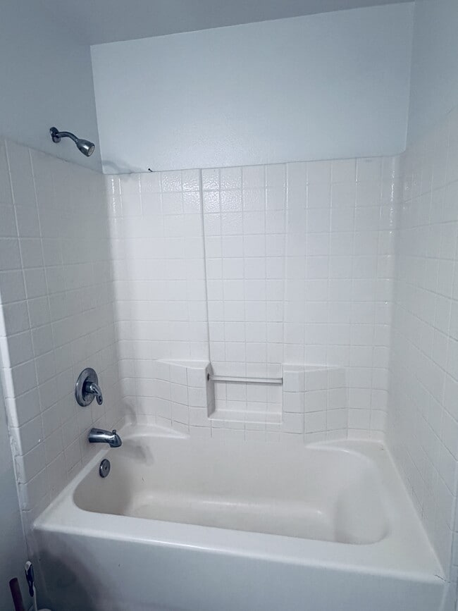 Building Photo - 7575 Lime Ave