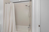 Building Photo - 120 E Cullerton St