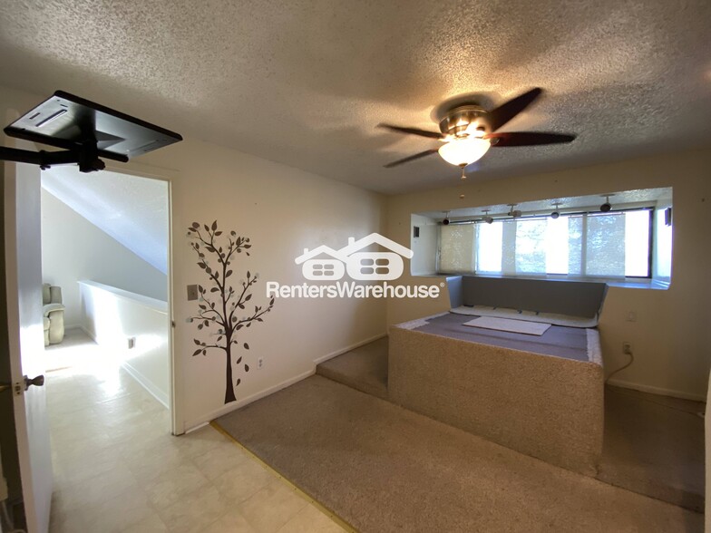 Building Photo - 5122 Puritan Cir