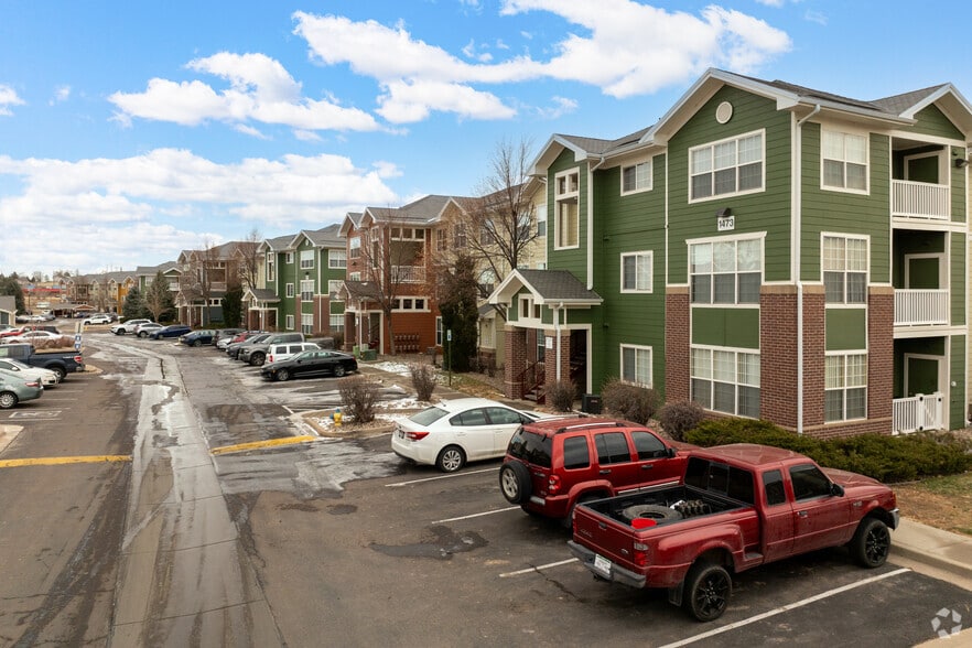 Building Photo - Westmeadow Peaks