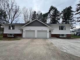 Building Photo - 16335 Comstock St