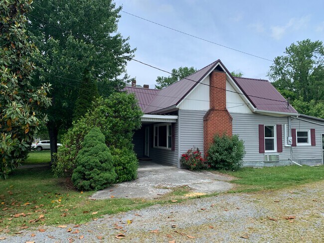 View from driveway - 222 S Sycamore St