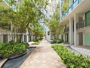 Building Photo - 6000 Collins Ave