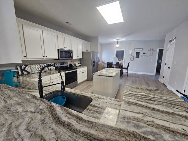 Building Photo - BERKLEY