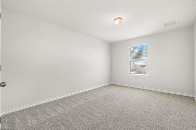 Building Photo - 148 Limonite Ln