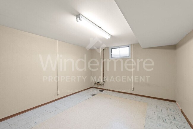 Building Photo - Charming North Spokane Home in a Prime Location