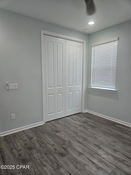 Building Photo - 8676 Weekend Dr