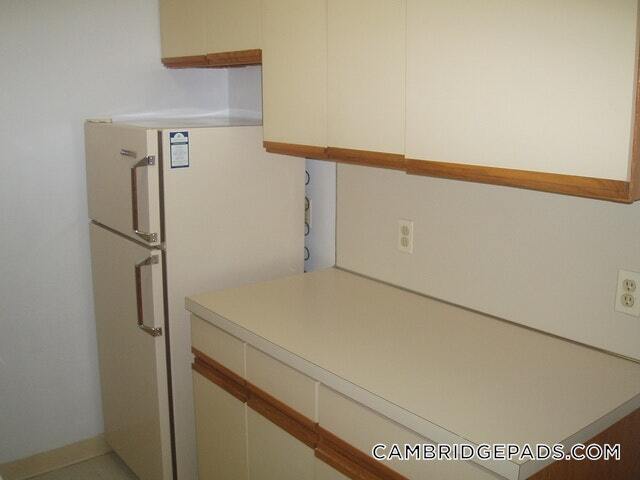 Building Photo - 18 Chauncy St