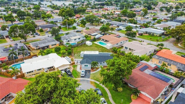 Building Photo - 8441 NW 18th St