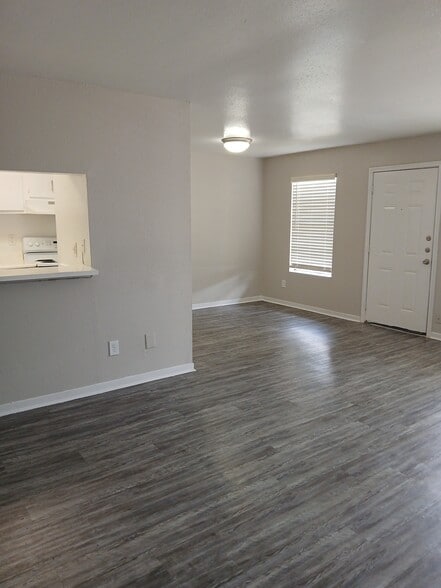 2x2 - 74 Lyerly Place Apartments