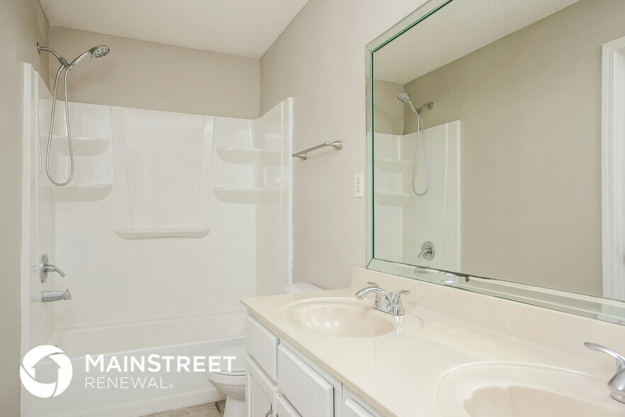 Building Photo - 7387 Lee Ann Dr