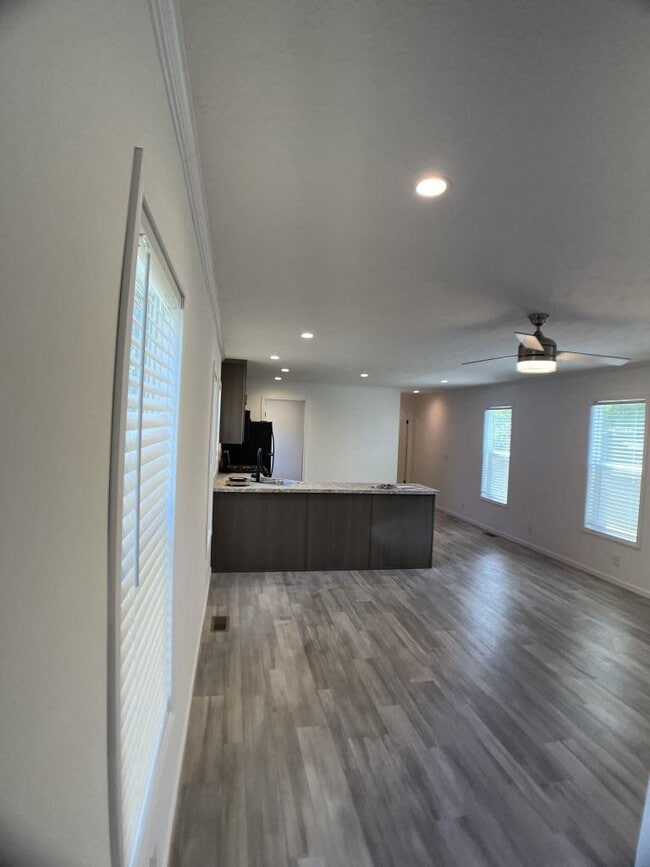 Building Photo - 12310 Geneva Way