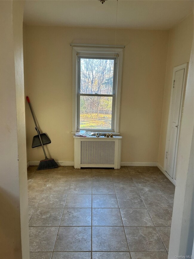 Building Photo - 853 Little Britain Rd