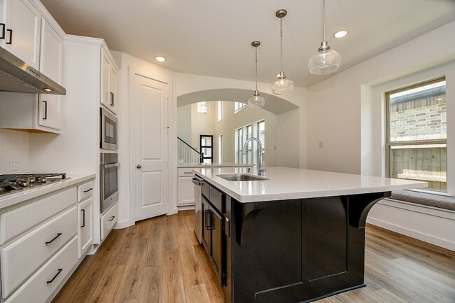 Building Photo - 943 Malibu Shr Ln