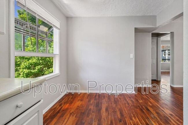 Building Photo - 11551 SW 64th Ave