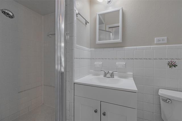 Building Photo - 5016 Emerald Lake Dr