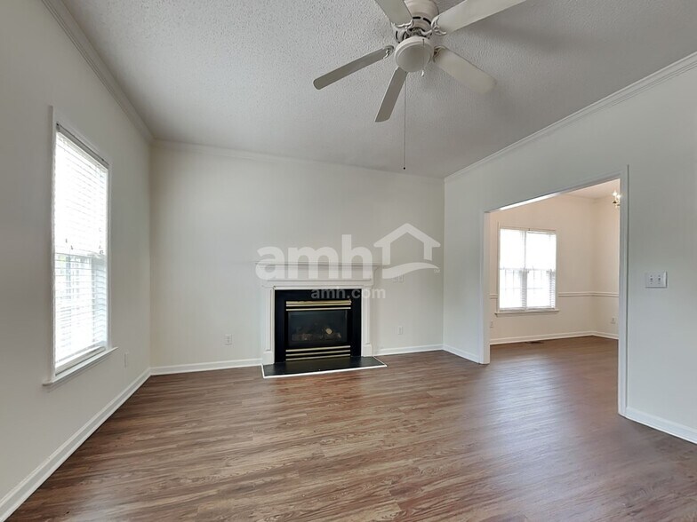 Building Photo - 5805 Brookshadow Dr