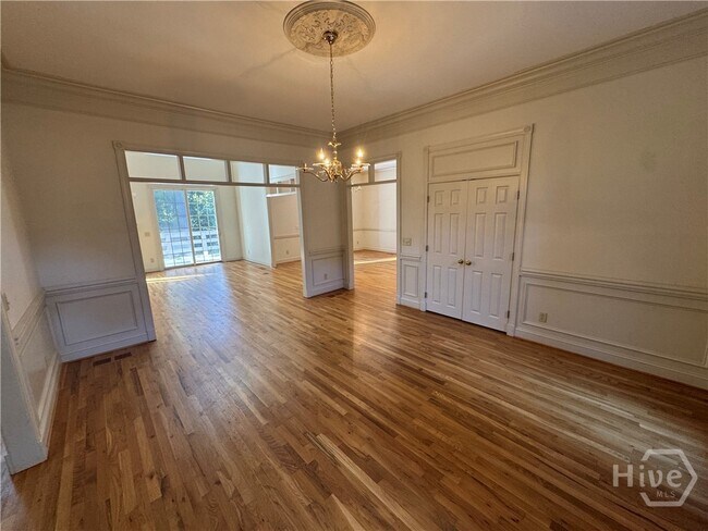 Building Photo - 2 Wakefield Pl